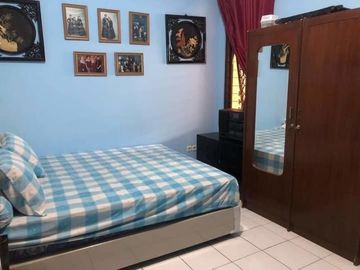 Di jual rumah dan kosan di Cicadas bandung
