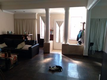 HERMOSA CASA CENTRICA