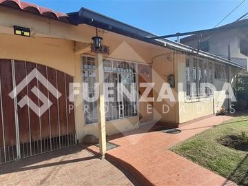 Casa en Venta en Santa Amalia // Vicuña Mackenna