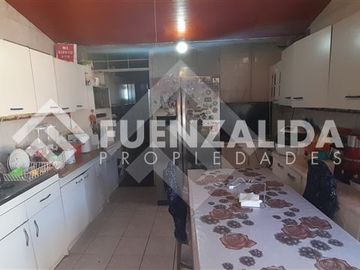 Casa en Venta en Santa Amalia // Vicuña Mackenna