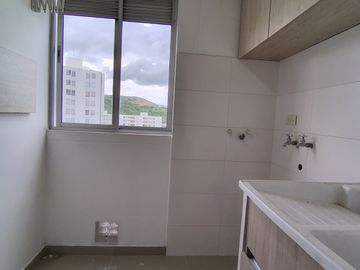 apartamento en venta en la floresta - patios. Cod V13862