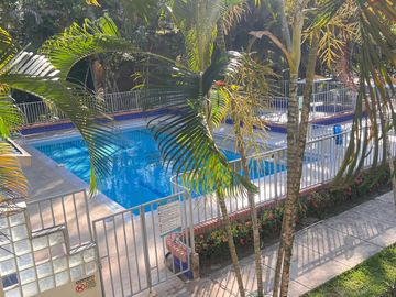 VENTA DE APARTAMENTO EN CAÑAVERAL POR PARALELA FLORIDABLANCA Área 106 Metros. Cod V24169