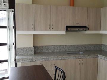 Fully Furnish 1 BR Big Apartment for Rent in Canduman Cebu