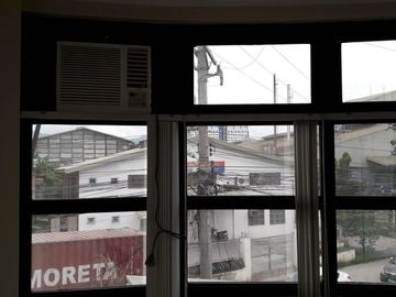 Fully Furnish 1 BR Big Apartment for Rent in Canduman Cebu