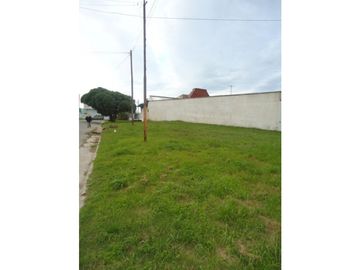 Lote en venta a una cuadra del mar