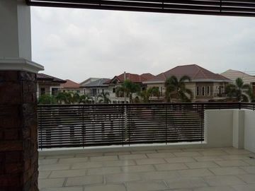 493sq.m. Lot Area House and Lot for Sale in Hensonville