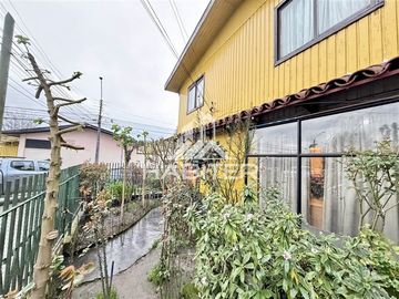 COD40350 Casa en Venta sector Colegio Providencia en Temuco