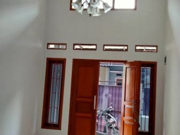 Rumah dijual di Pitara Pancoran Mas Depok dekat Tol Desari