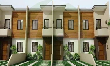 Luxurious 3-Bedroom House in Mulberry Drive