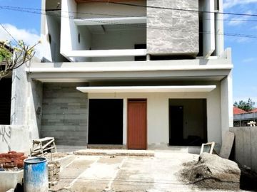 New Home LUX Modern Design Elegan DI Batununggal Buah Batu Bandung