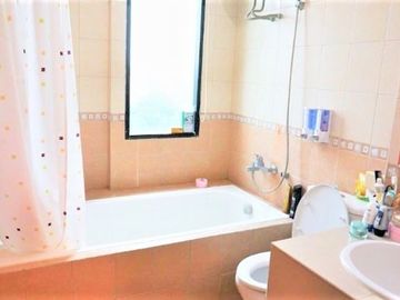 Dijual Apartemen Hampton Park Tipe 3 Kamar Tidur Kondisi Fully Furnished