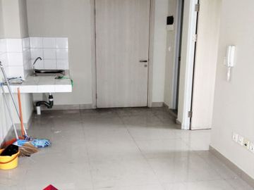 Disewa Apartemen Springlake 2BR Kosong Murah Tower Baru