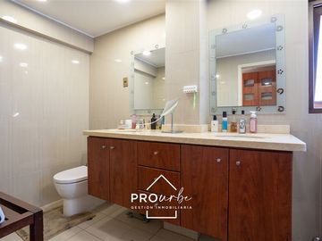 Casa en Venta en Barrio La Hacienda/Quilín/Mar Tirreno
