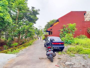 Rumah Baru Desain Mewah di Jalan Kaliurang Km 13 Selatan UII