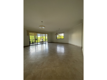 VENTA DE APARTAMENTO EN CLAYTON - PH EMBASSY CLUB