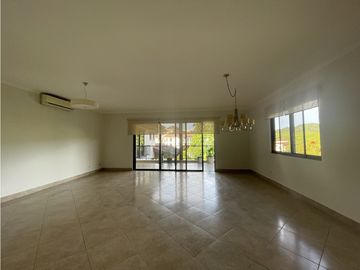 VENTA DE APARTAMENTO EN CLAYTON - PH EMBASSY CLUB