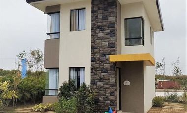 House and Lot in Ayala Land Alviera, Porac, Pampanga
