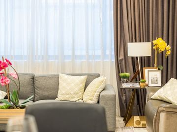 Smart 5BR | 4 Car Port Townhomes w/ Lift in Tomas Morato QC