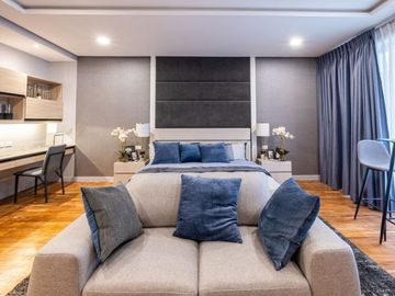 Smart 5BR | 4 Car Port Townhomes w/ Lift in Tomas Morato QC