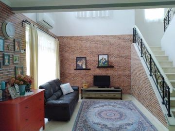Rumah Mewah dan Cantik FULL FURNISH di Telaga Golf Sawangan