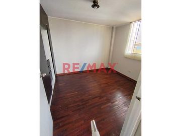 ¿Buscas un hogar espacioso, cómodo y en una ubicación privilegiada? 
En venta departamento dúplex más aires ubicado en Av. Javier Prado Este N° 6680,