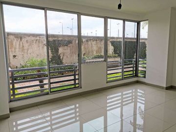 Departamento de venta en La Romareda, ave Terminal Terrestre Pascuales.
