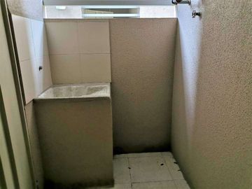 Departamento de venta en La Romareda, ave Terminal Terrestre Pascuales.