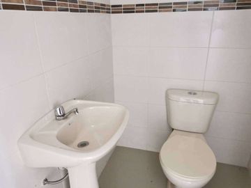 Departamento de venta en La Romareda, ave Terminal Terrestre Pascuales.