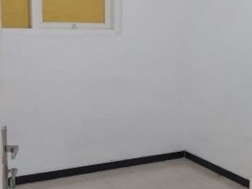 Rumah sewa dekat pusat kota Semarang Barat.Bisa untuk kantor