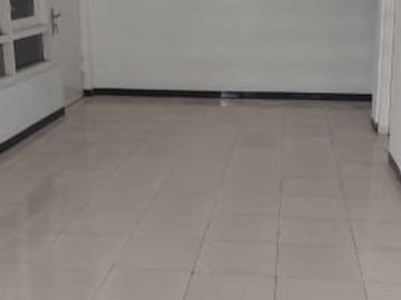 Rumah sewa dekat pusat kota Semarang Barat.Bisa untuk kantor