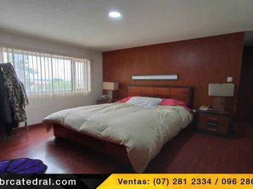 Casa de venta en Av. Ricardo Duran – código:18380