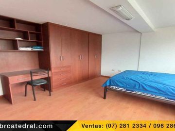 Casa de venta en Av. Ricardo Duran – código:18380