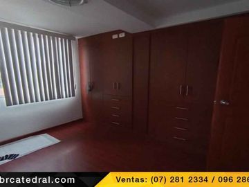 Casa de venta en Av. Ricardo Duran – código:18380