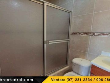 Casa de venta en Av. Ricardo Duran – código:18380