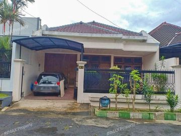 Rumah Bagus Luas 225 di Bukit Dieng kota Malang
