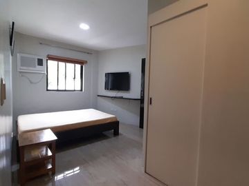 2-Bedroom Furnished Apartment in Mabolo, Cebu City at 35k
