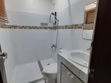 2-Bedroom Furnished Apartment in Mabolo, Cebu City at 35k