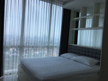 CIPUTRA World Apartemen Tower Via Furnished Bagus