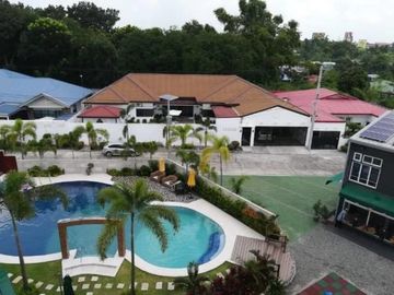 Condominium Unit with 2 Bedroom for Sale in Friendship A.C