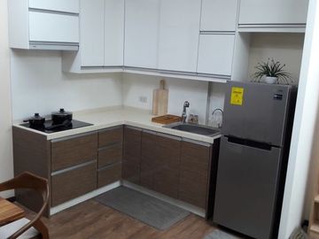 Condominium Unit with 2 Bedroom for Sale in Friendship A.C