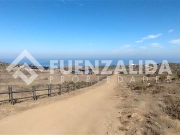 Condominio Rocas del Mar. Sitio 5.000 m2 Los Molles.