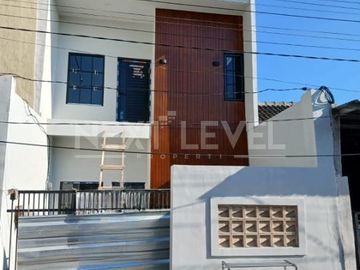Dijual rumah di griya Amerta regency Surabaya timur