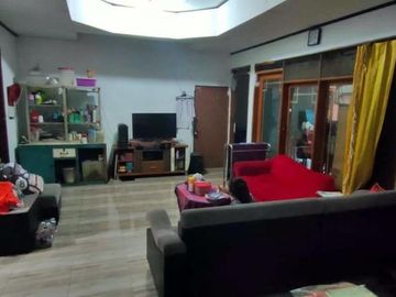 Rumah Nyaman Antapani Dekat Cisaranten dan Arcamanik