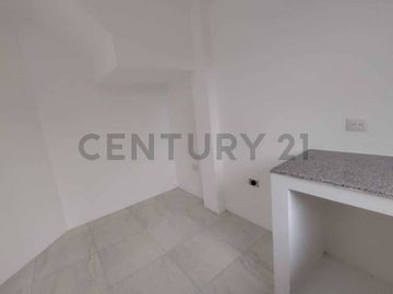 Venta Casa de Estreno en Urbanización Ciudad Olimpo, Vía a la Costa ElsM