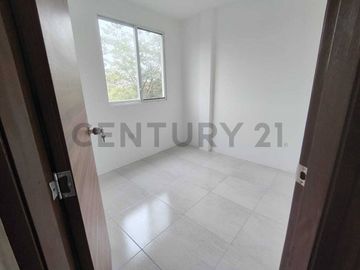 Venta Casa de Estreno en Urbanización Ciudad Olimpo, Vía a la Costa ElsM