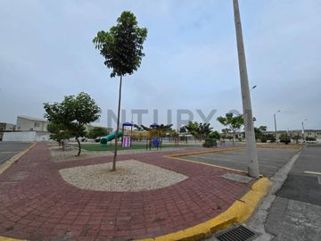Venta Casa de Estreno en Urbanización Ciudad Olimpo, Vía a la Costa ElsM