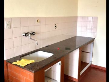 Casa PH en venta en Wilde Centro