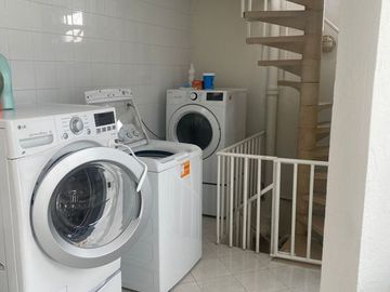 RESIDENCIA EN VENTA EN SAN CARLOS METEPEC