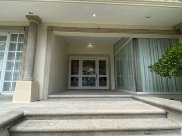 RESIDENCIA EN VENTA EN SAN CARLOS METEPEC