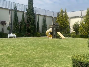 RESIDENCIA EN VENTA EN SAN CARLOS METEPEC